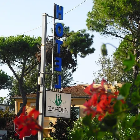 Hotel Garden 2*